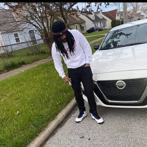 Meet your Posher, Larry